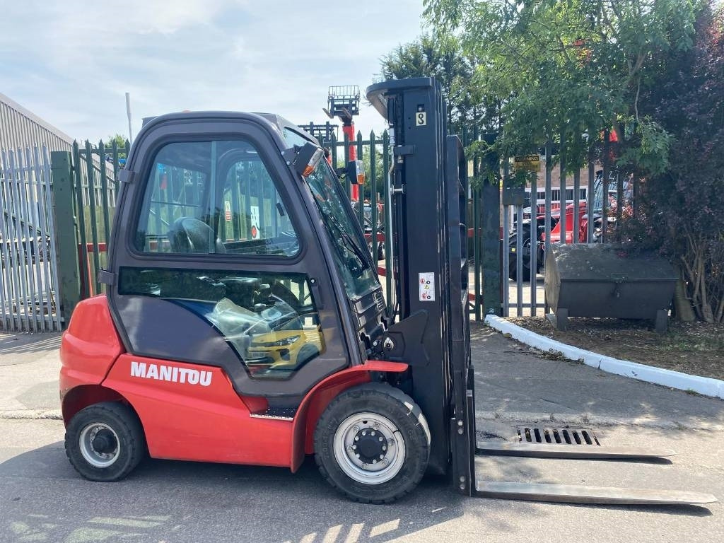 Manitou Mi25D - Dizel viljuškar: slika 1 Manitou Mi25D - Dizel viljuškar: slika 1