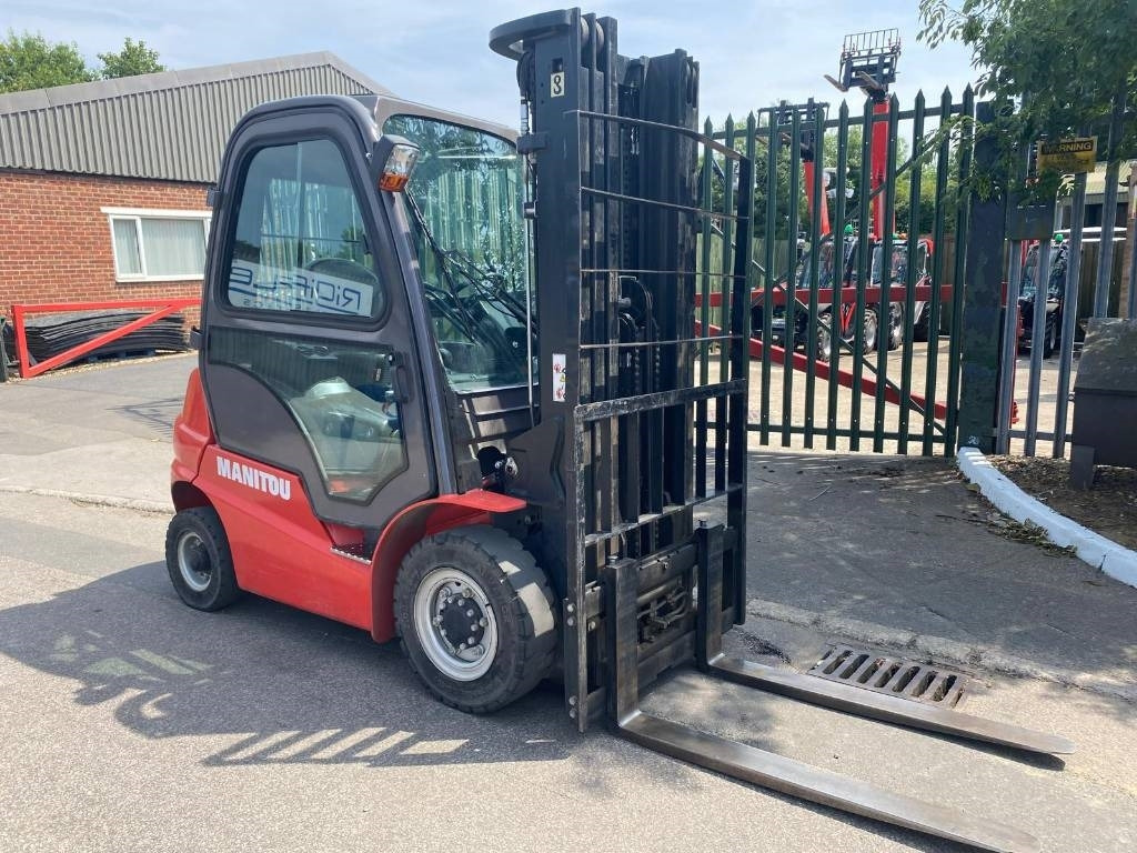 Manitou Mi25D - Dizel viljuškar: slika 2 Manitou Mi25D - Dizel viljuškar: slika 2