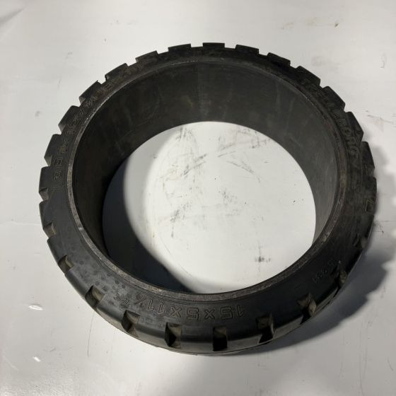 2X trelleborg 15x5x11 1/4 tyres - Upravljački sistem za Oprema za rukovanje materijalima: slika 1 2X trelleborg 15x5x11 1/4 tyres - Upravljački sistem za Oprema za rukovanje materijalima: slika 1