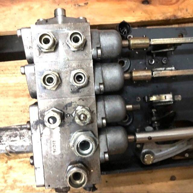 4- Way hydraulic control for Still - Hidraulični ventil za Oprema za rukovanje materijalima: slika 4 4- Way hydraulic control for Still - Hidraulični ventil za Oprema za rukovanje materijalima: slika 4