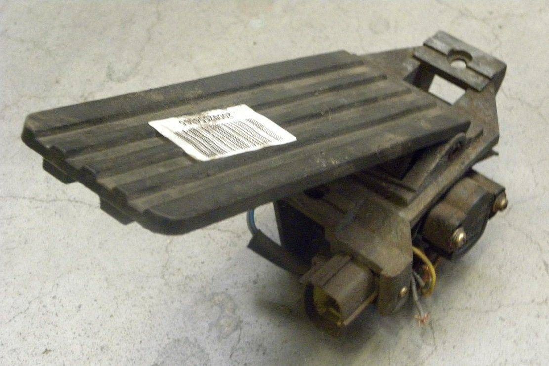 Accelerator For Still R60-30, R60-45 or 45 - Pedala za Oprema za rukovanje materijalima: slika 1 Accelerator For Still R60-30, R60-45 or 45 - Pedala za Oprema za rukovanje materijalima: slika 1