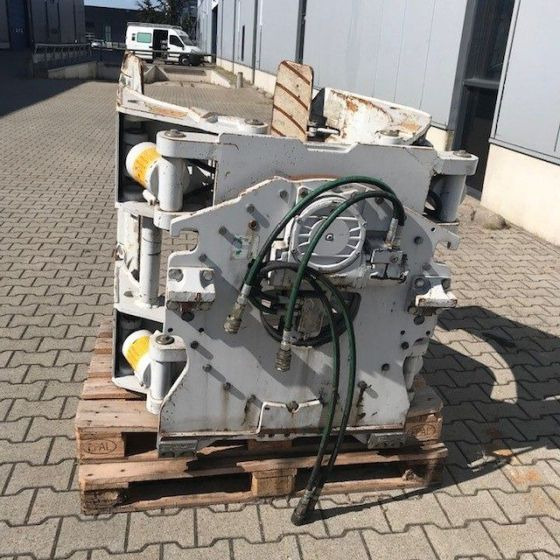 Cascade Rotating Roll clamp - Stezaljka za Oprema za rukovanje materijalima: slika 2 Cascade Rotating Roll clamp - Stezaljka za Oprema za rukovanje materijalima: slika 2