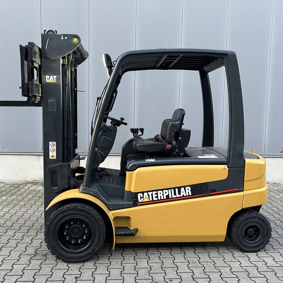 Caterpillar EP50 - Električni viljuškar: slika 4 Caterpillar EP50 - Električni viljuškar: slika 4