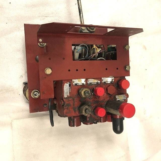 Hydraulic control valve for Linde - Hidraulični ventil za Oprema za rukovanje materijalima: slika 1 Hydraulic control valve for Linde - Hidraulični ventil za Oprema za rukovanje materijalima: slika 1