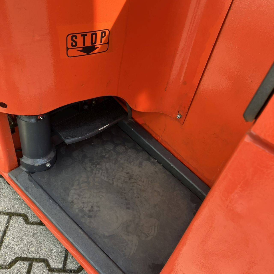Linde E10 (334) - Električni viljuškar: slika 5 Linde E10 (334) - Električni viljuškar: slika 5