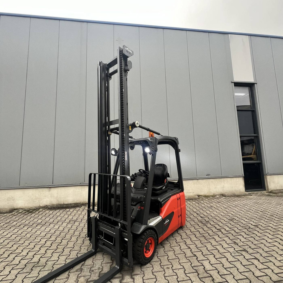 Linde E15 (386-02) EVO - Električni viljuškar: slika 1 Linde E15 (386-02) EVO - Električni viljuškar: slika 1