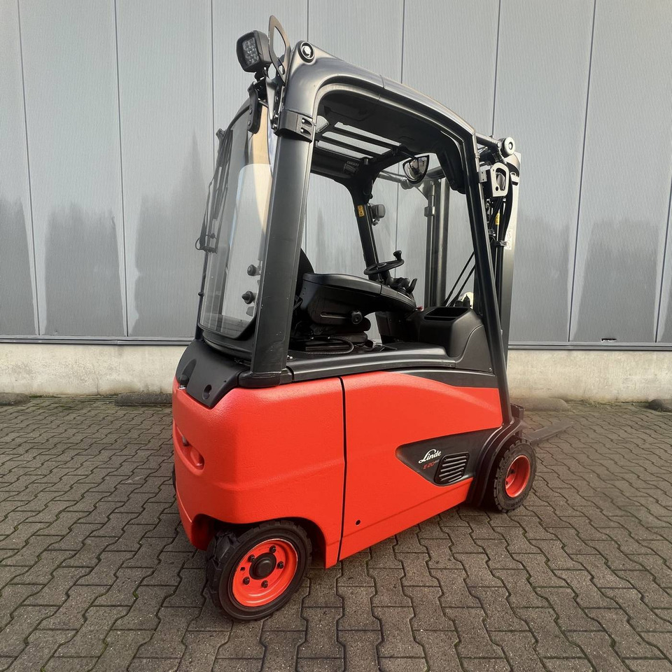 Linde E20PH-02 (386) EVO - Električni viljuškar: slika 4 Linde E20PH-02 (386) EVO - Električni viljuškar: slika 4