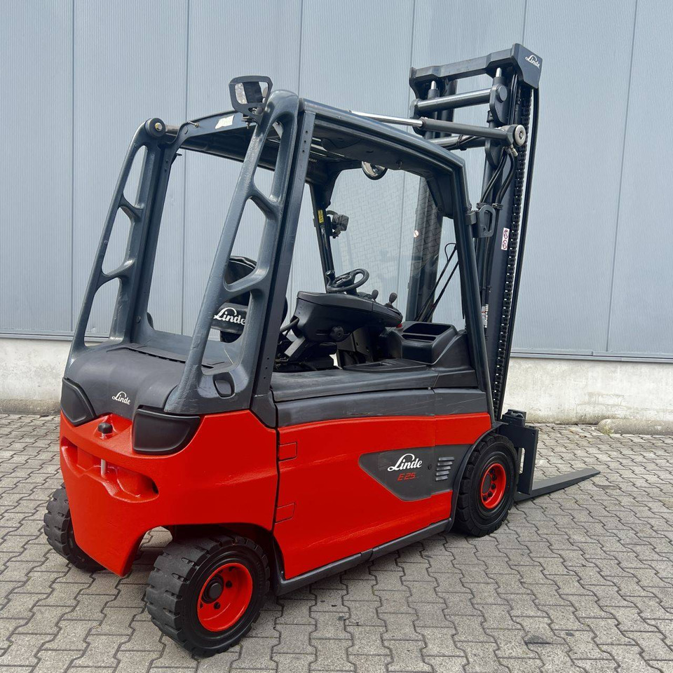 Linde E25L (387) - Električni viljuškar: slika 2 Linde E25L (387) - Električni viljuškar: slika 2