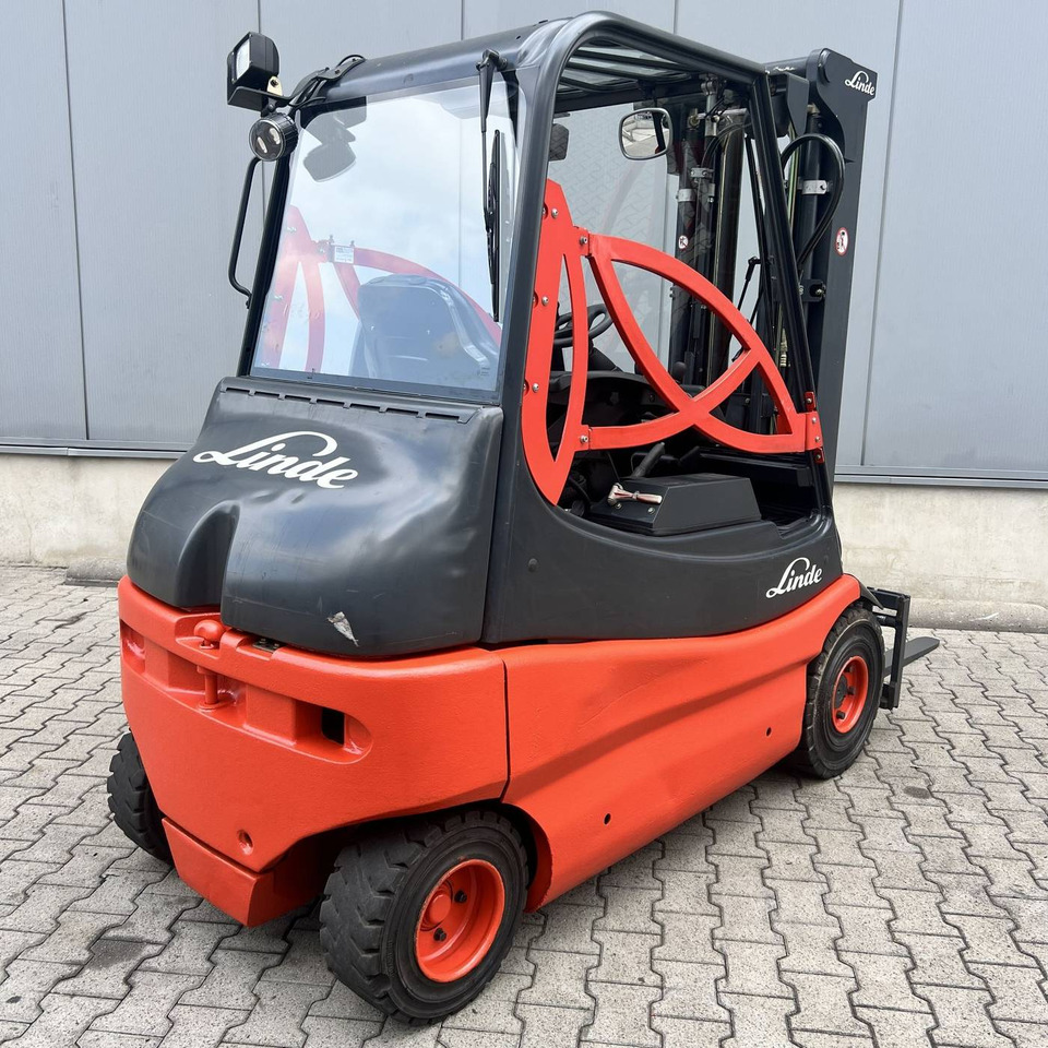 Linde E25S (336-03) - Električni viljuškar: slika 2 Linde E25S (336-03) - Električni viljuškar: slika 2