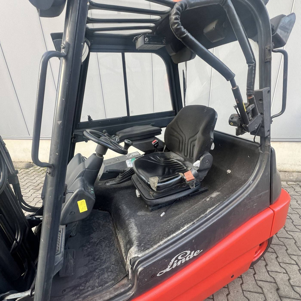 Linde E30 (336-02) - Električni viljuškar: slika 4 Linde E30 (336-02) - Električni viljuškar: slika 4
