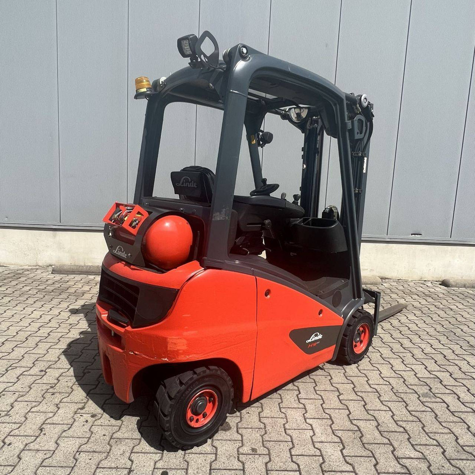 Linde H18T (391-02) EVO - Gasni viljuškar: slika 2 Linde H18T (391-02) EVO - Gasni viljuškar: slika 2