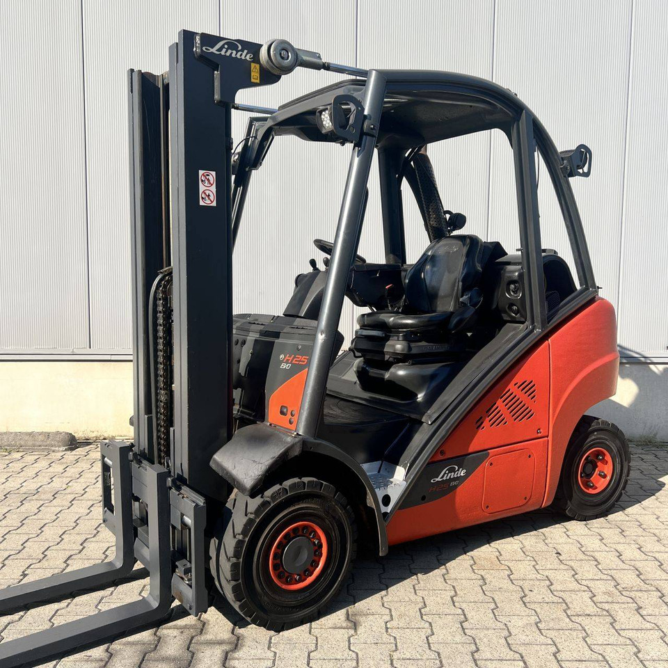 Linde H25T (392) EVO - Gasni viljuškar: slika 1 Linde H25T (392) EVO - Gasni viljuškar: slika 1