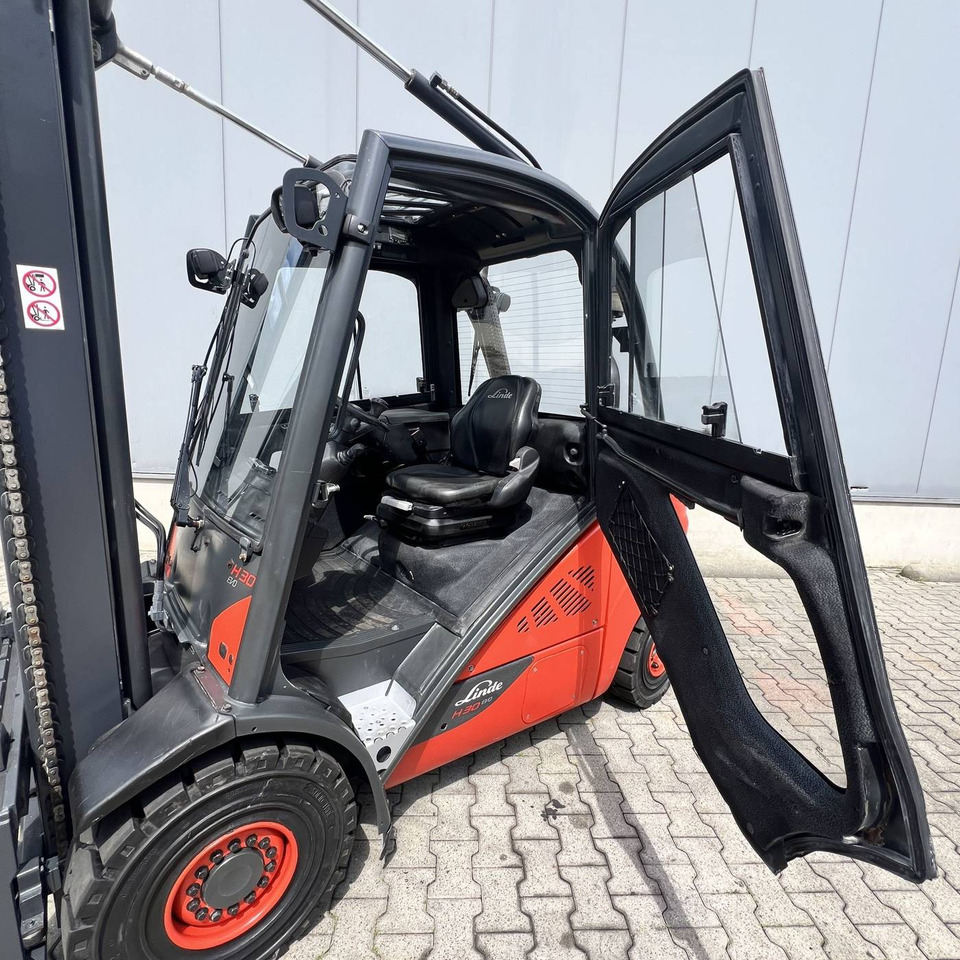 Linde H30D (393-02) EVO - Dizel viljuškar: slika 4 Linde H30D (393-02) EVO - Dizel viljuškar: slika 4