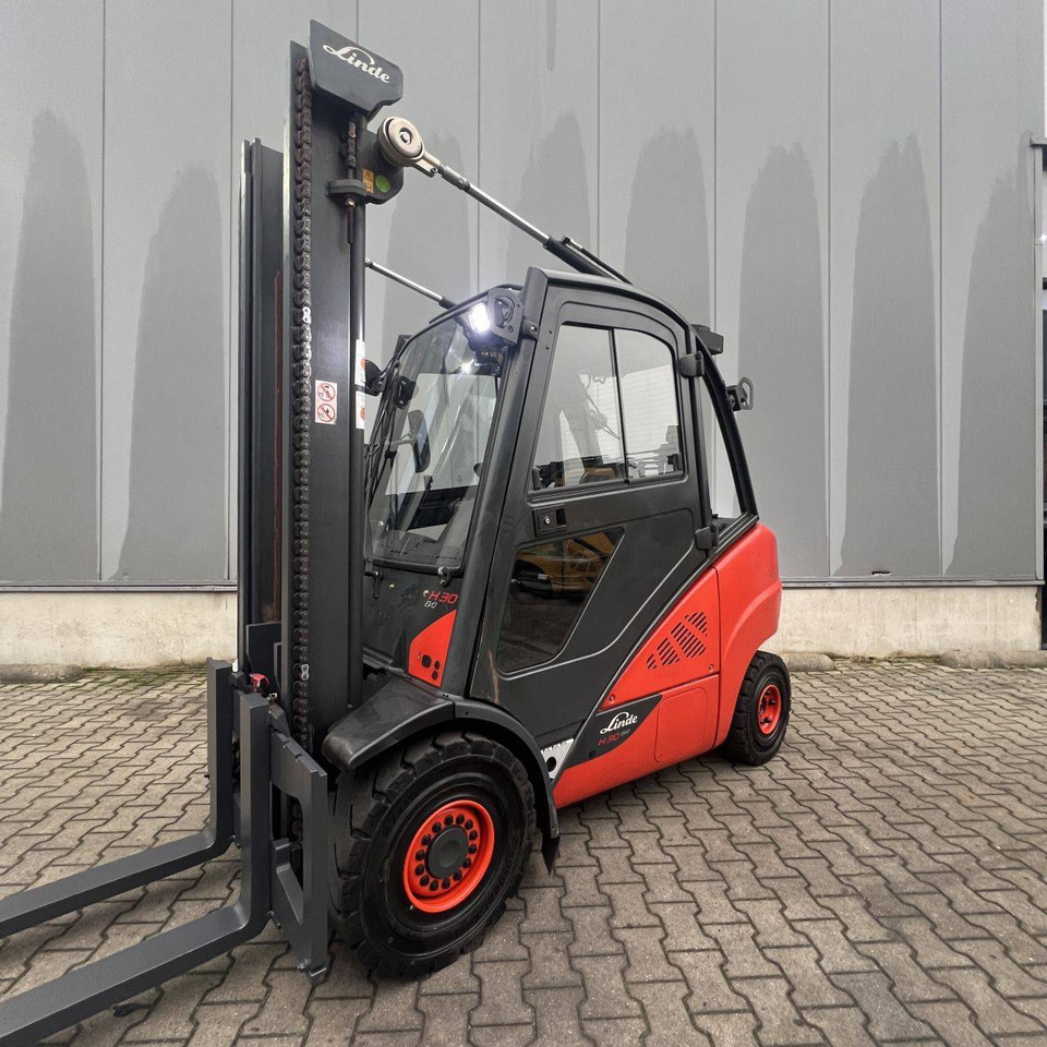 Linde H30D (393) EVO - Dizel viljuškar: slika 1 Linde H30D (393) EVO - Dizel viljuškar: slika 1