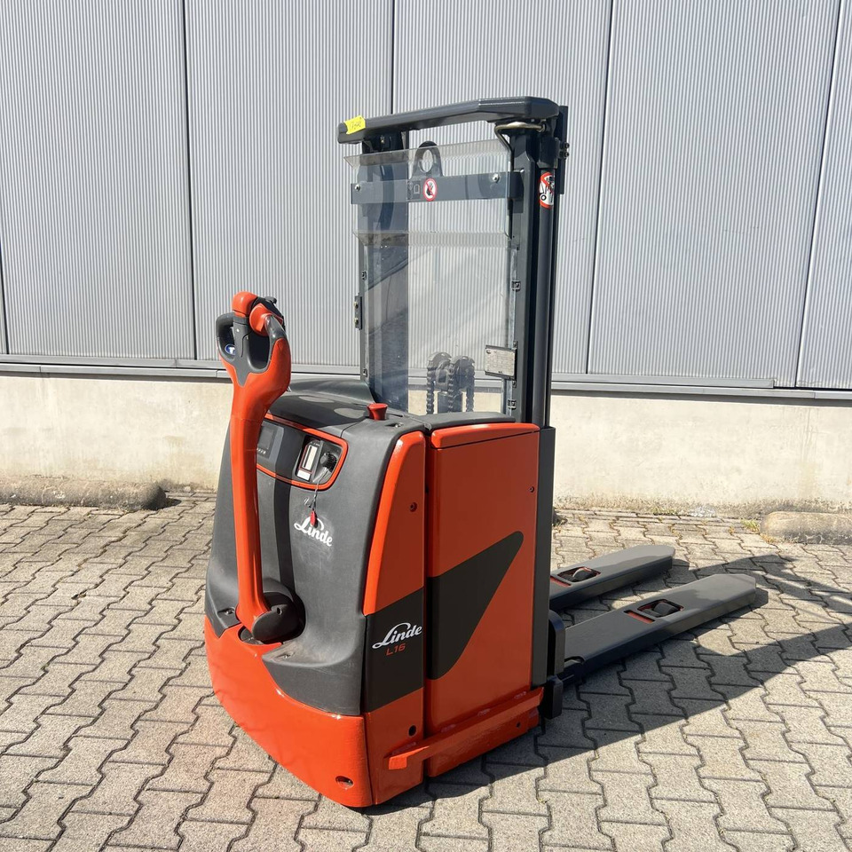 Linde L16 (1173) - Slagač: slika 1 Linde L16 (1173) - Slagač: slika 1