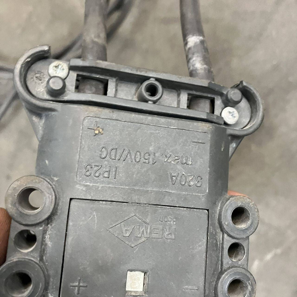 Benning / Still D400G80/90B-PXS 80V/90A - Rezervni deo za Oprema za rukovanje materijalima: slika 4 Benning / Still D400G80/90B-PXS 80V/90A - Rezervni deo za Oprema za rukovanje materijalima: slika 4