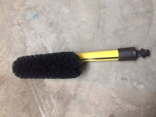 Kärcher Wheel Washing Brush - Rezervni deo za Mašina za čiščenje: slika 2 Kärcher Wheel Washing Brush - Rezervni deo za Mašina za čiščenje: slika 2