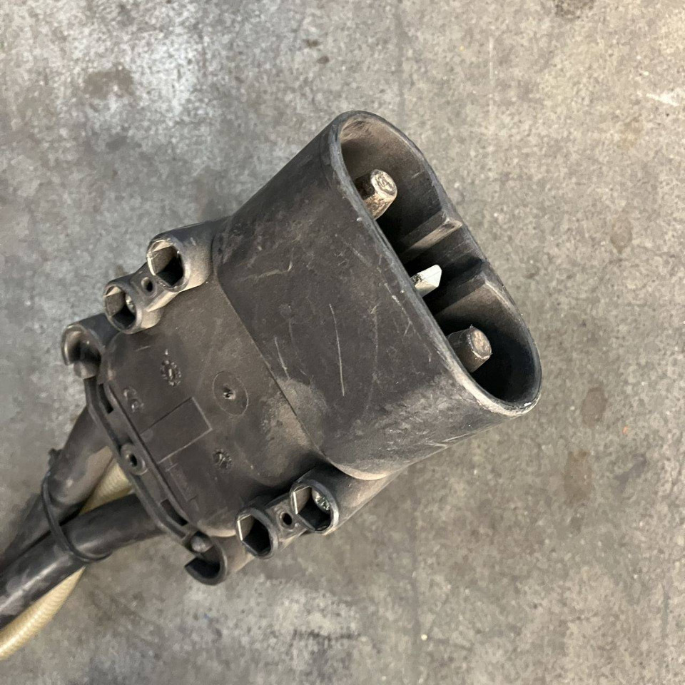 Still 24V/200A - Rezervni deo za Oprema za rukovanje materijalima: slika 4 Still 24V/200A - Rezervni deo za Oprema za rukovanje materijalima: slika 4