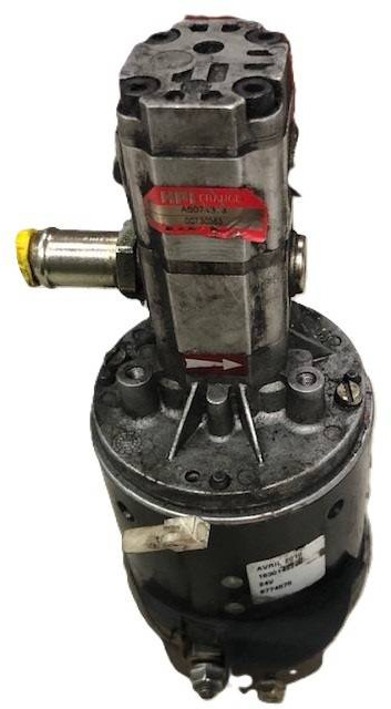 Steering motor & pomp 24 V - Upravljački sistem za Oprema za rukovanje materijalima: slika 2 Steering motor & pomp 24 V - Upravljački sistem za Oprema za rukovanje materijalima: slika 2