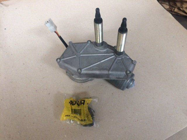 Wiper motor for Linde C90/5-C90/8, Series 318 - Kabina i enterijer za Oprema za rukovanje materijalima: slika 2 Wiper motor for Linde C90/5-C90/8, Series 318 - Kabina i enterijer za Oprema za rukovanje materijalima: slika 2