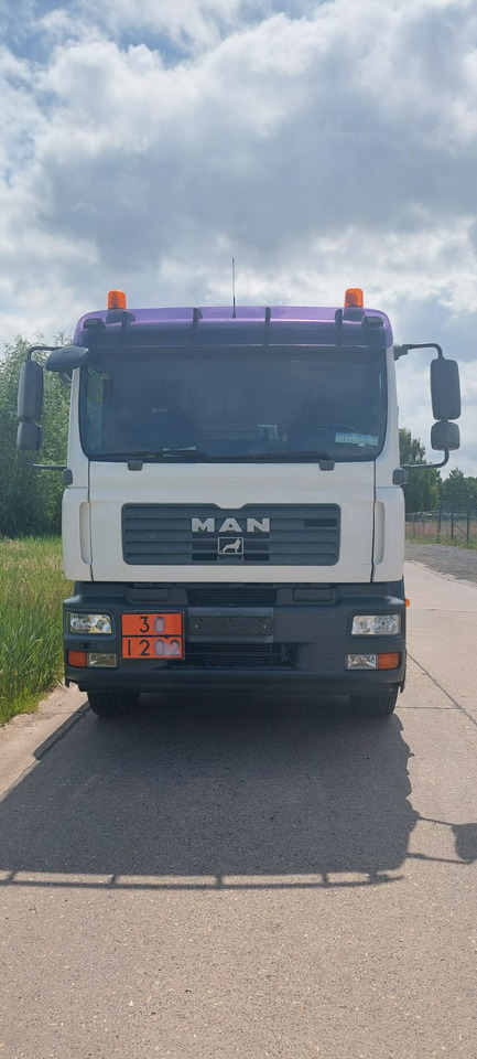 MAN - Kamion cisterna: slika 5 MAN - Kamion cisterna: slika 5