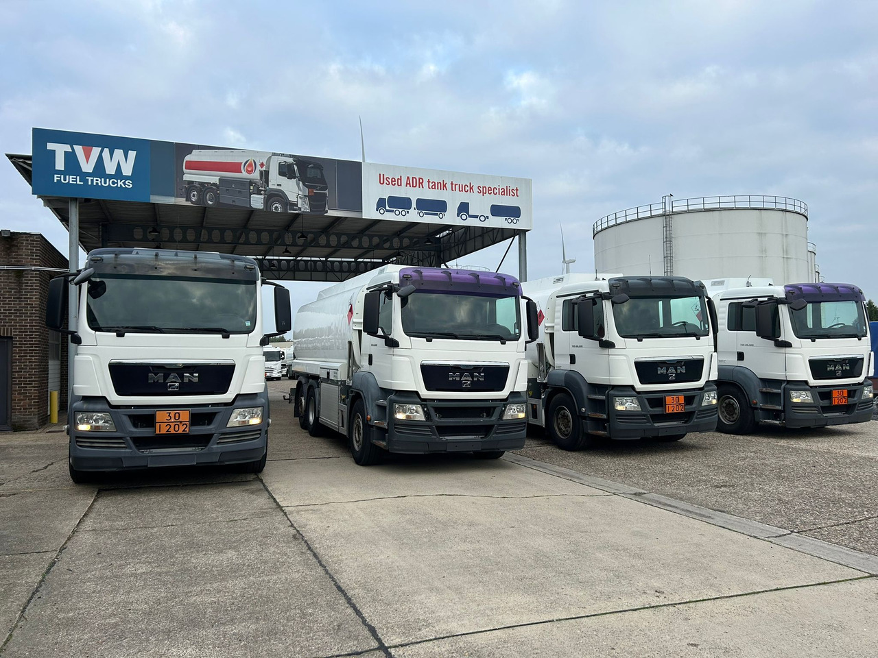 MAN TGS (lot of 4) - Kamion cisterna: slika 2 MAN TGS (lot of 4) - Kamion cisterna: slika 2