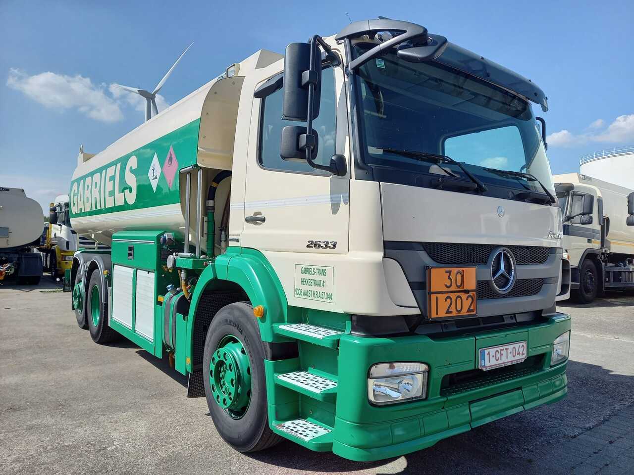 MERCEDES AXOR - Kamion cisterna: slika 5 MERCEDES AXOR - Kamion cisterna: slika 5