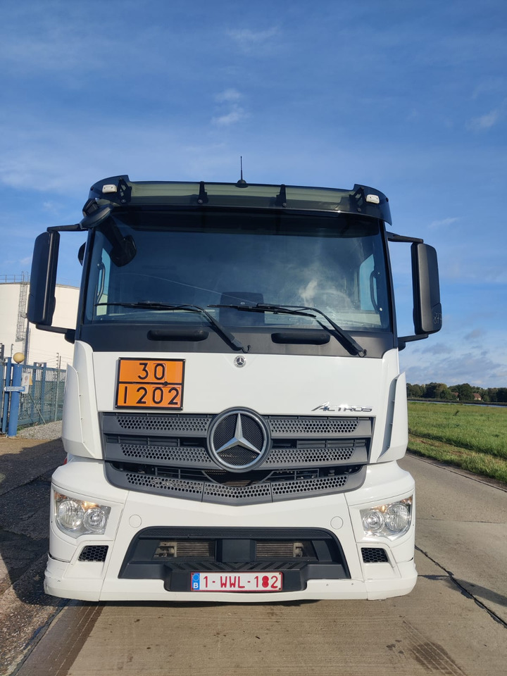 Kamion cisterna MERCEDES Actros: slika 6
