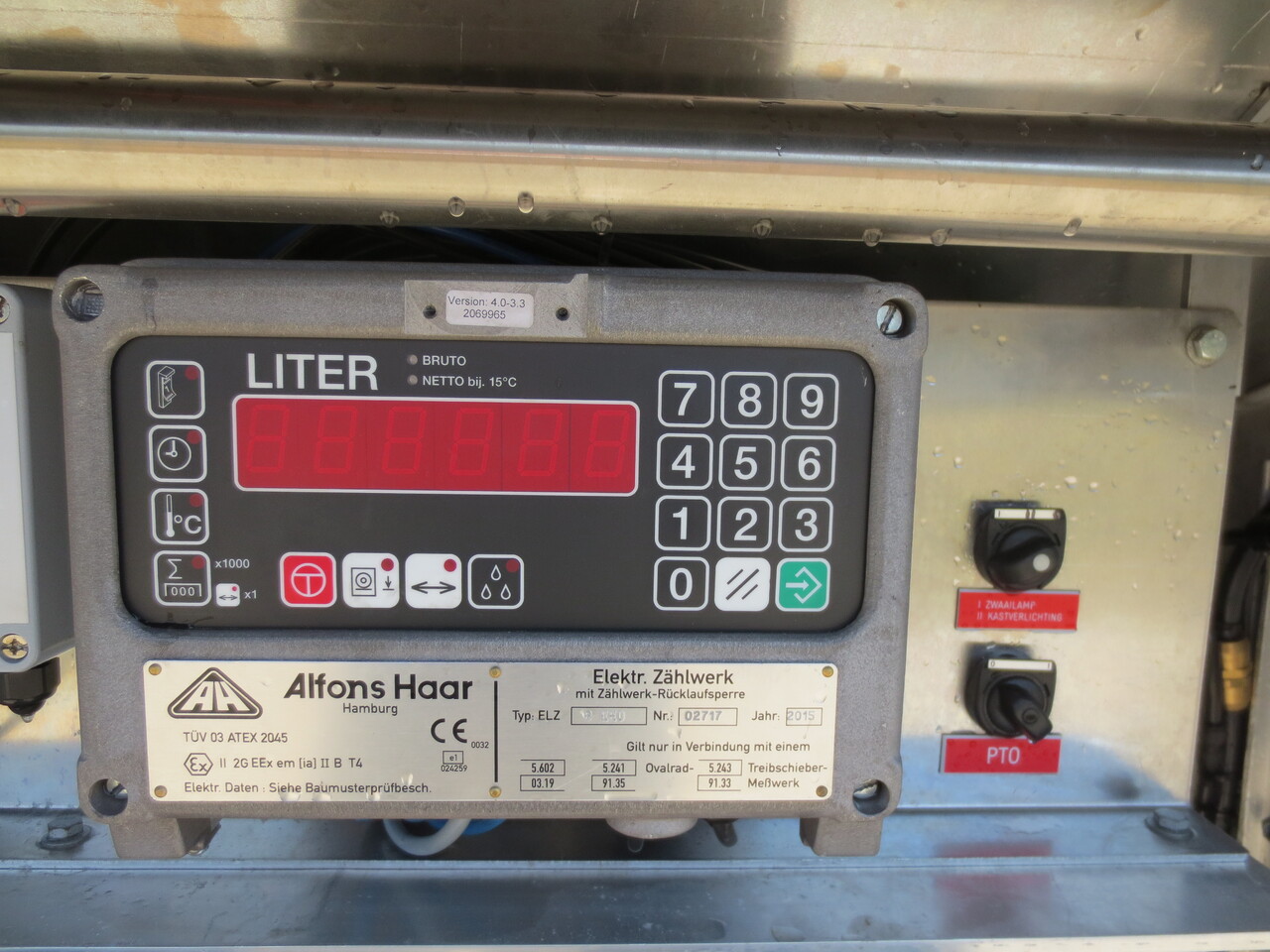 SCANIA G370 - Kamion cisterna: slika 3 SCANIA G370 - Kamion cisterna: slika 3