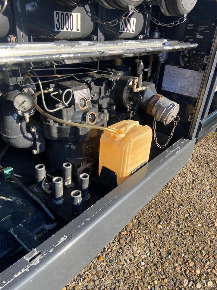 SCANIA P410 - Kamion cisterna: slika 5 SCANIA P410 - Kamion cisterna: slika 5