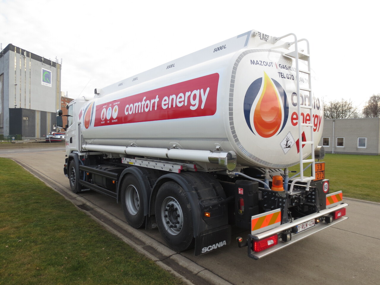 Kamion cisterna Scania G370: slika 8
