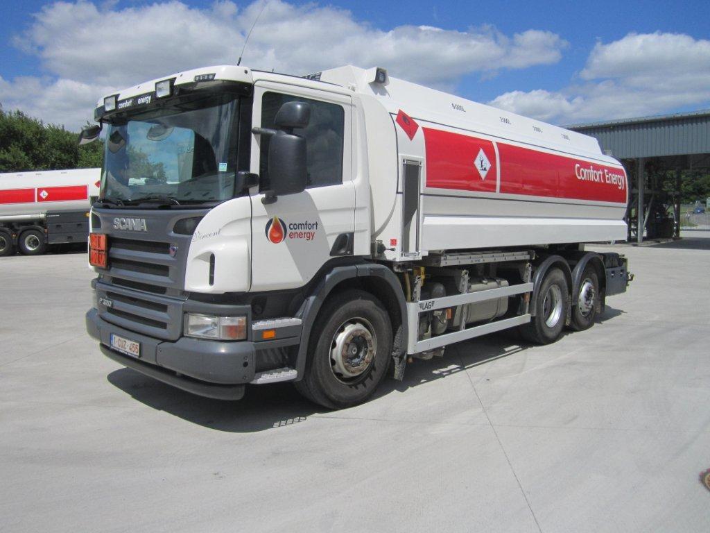 Scania P320 - Kamion cisterna: slika 1 Scania P320 - Kamion cisterna: slika 1