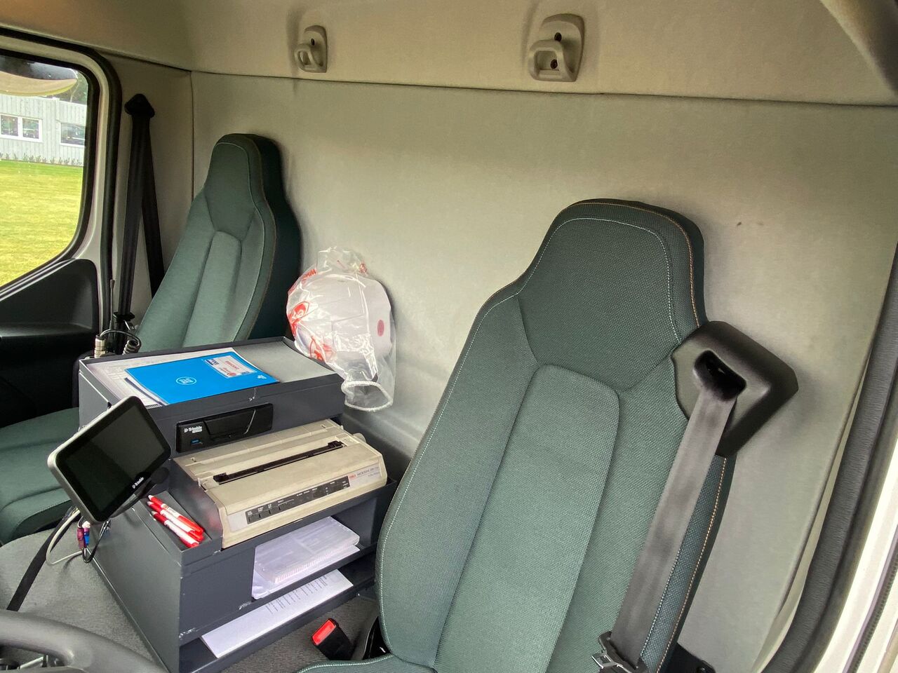 VOLVO FL - Kamion cisterna: slika 3 VOLVO FL - Kamion cisterna: slika 3