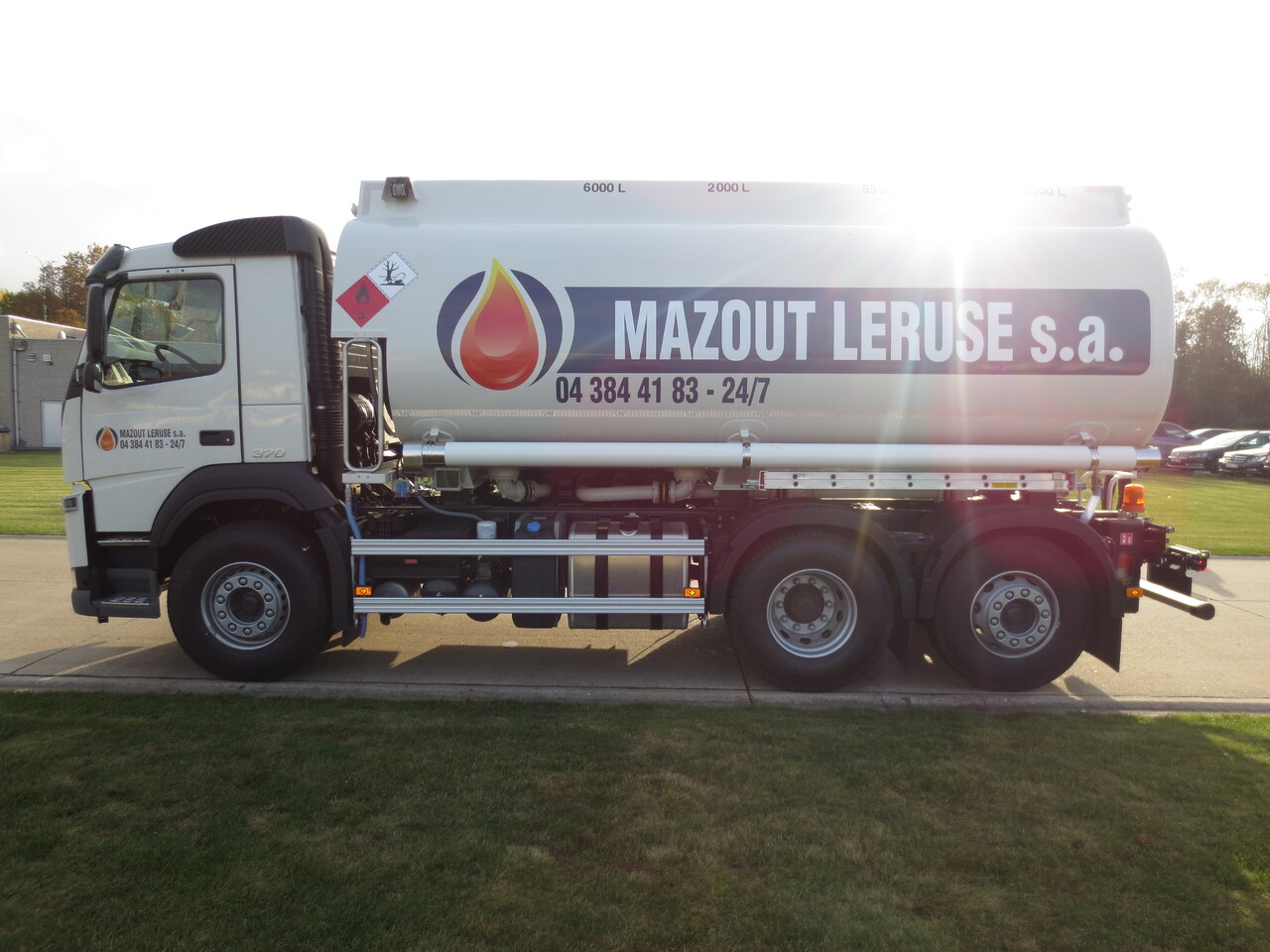 Kamion cisterna VOLVO FM: slika 10