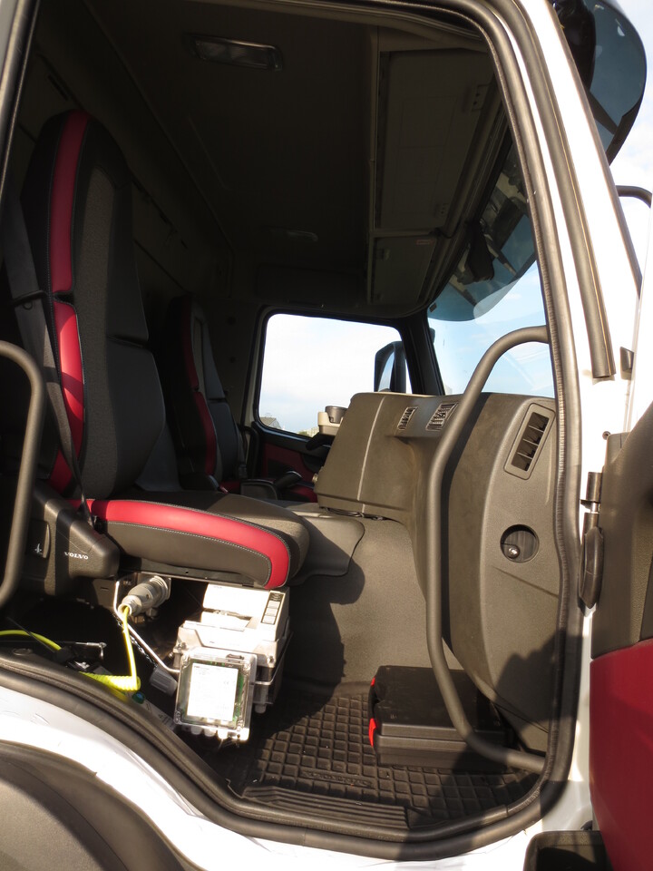 VOLVO FM - Kamion cisterna: slika 3 VOLVO FM - Kamion cisterna: slika 3