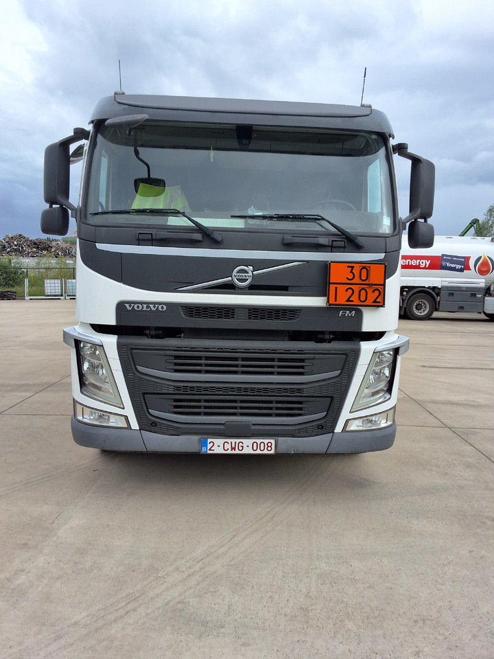 VOLVO FM - Kamion cisterna: slika 1 VOLVO FM - Kamion cisterna: slika 1