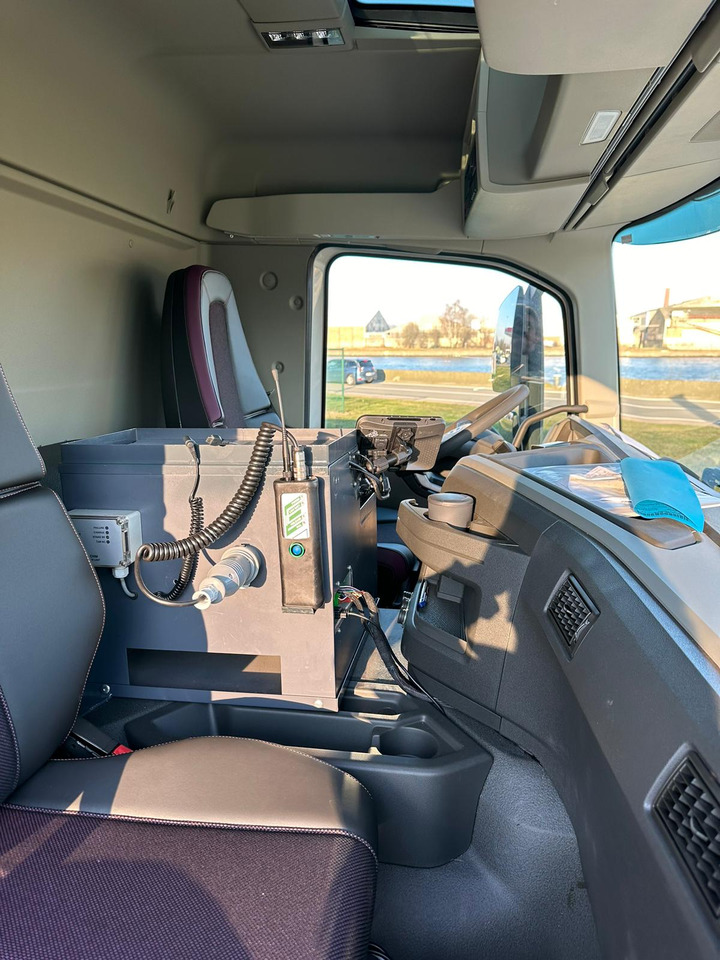 VOLVO FM - Kamion cisterna: slika 3 VOLVO FM - Kamion cisterna: slika 3