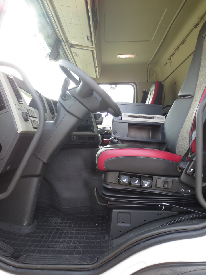Volvo FM - Kamion cisterna: slika 5 Volvo FM - Kamion cisterna: slika 5
