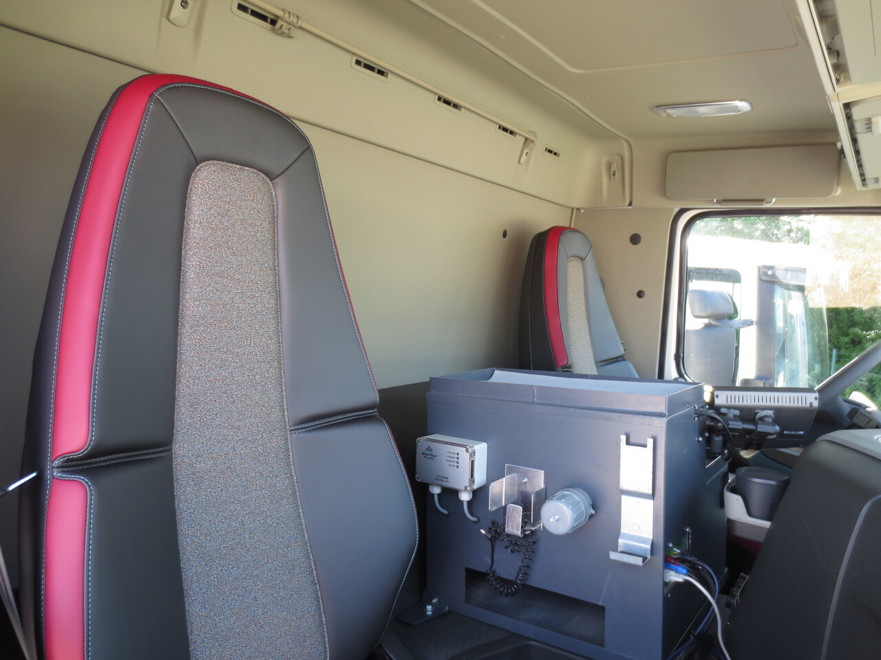 Volvo FM - Kamion cisterna: slika 5 Volvo FM - Kamion cisterna: slika 5