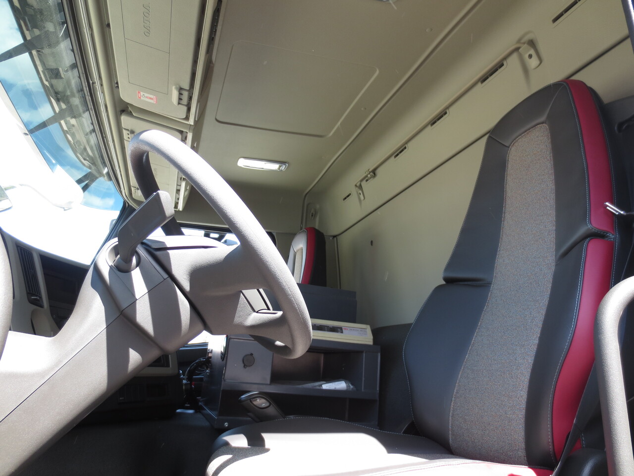 Volvo FM - Kamion cisterna: slika 4 Volvo FM - Kamion cisterna: slika 4