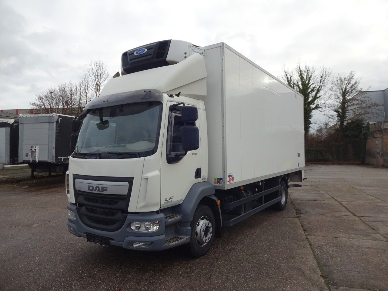 DAF LF 220, 16 T, LBW, Türen, Klima, Automat, Kamera - Kamion sa zatvorenim sandukom: slika 3 DAF LF 220, 16 T, LBW, Türen, Klima, Automat, Kamera - Kamion sa zatvorenim sandukom: slika 3