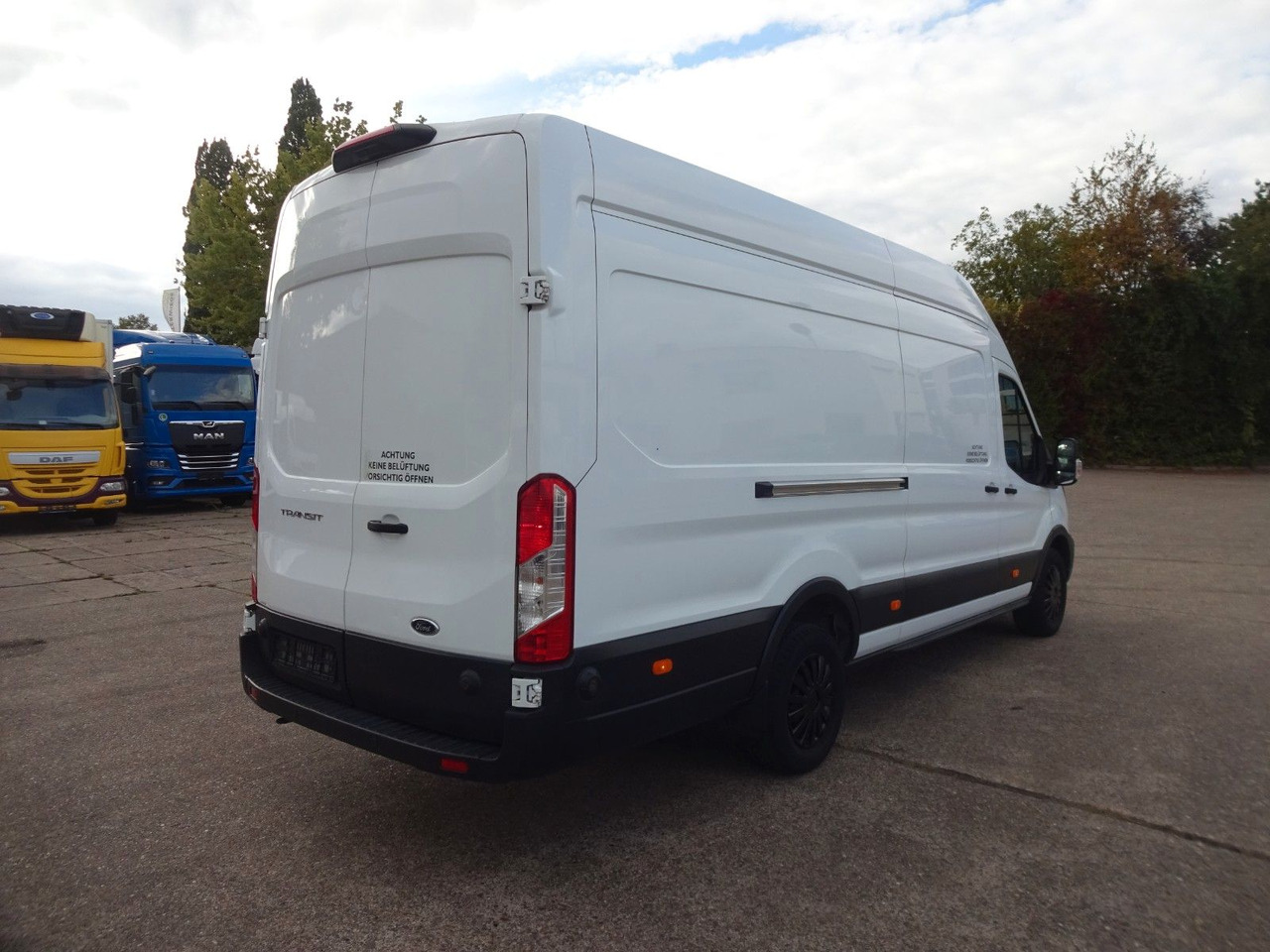 Ford Transit Kasten L4H2, Klima, Tempomat, Kamera - Furgon: slika 5 Ford Transit Kasten L4H2, Klima, Tempomat, Kamera - Furgon: slika 5