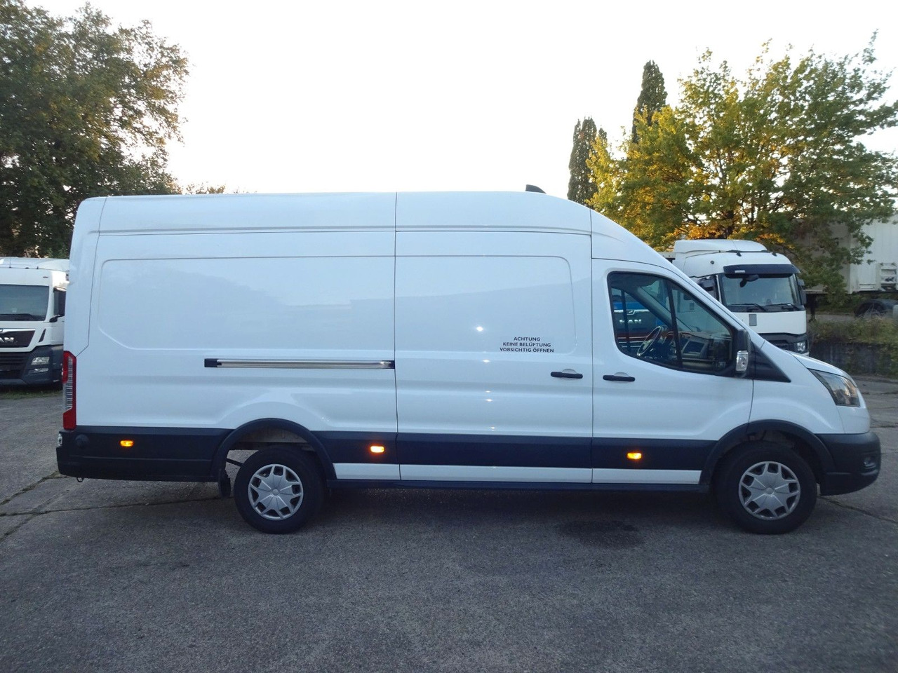 Ford Transit Kasten L4H2, Klima, Tempomat, Kamera - Furgon: slika 4 Ford Transit Kasten L4H2, Klima, Tempomat, Kamera - Furgon: slika 4