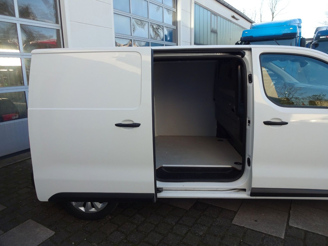 Mali kombi Opel Opel 5 x Vivaro Kasten L1H1, Klima, PDC,: slika 10