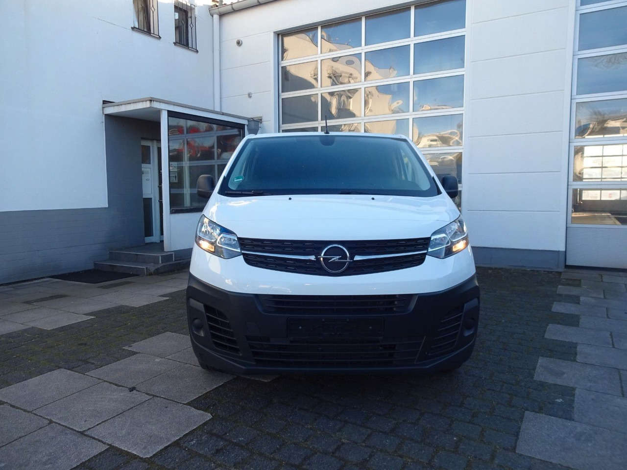 Opel Vivaro Kasten L1H1, Klima, PDC, - Mali kombi: slika 2 Opel Vivaro Kasten L1H1, Klima, PDC, - Mali kombi: slika 2