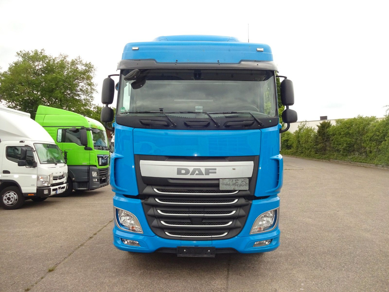 DAF XF 440, SC, Klima, 2 x Tank, Intarder, Standklim - Tegljač: slika 3 DAF XF 440, SC, Klima, 2 x Tank, Intarder, Standklim - Tegljač: slika 3