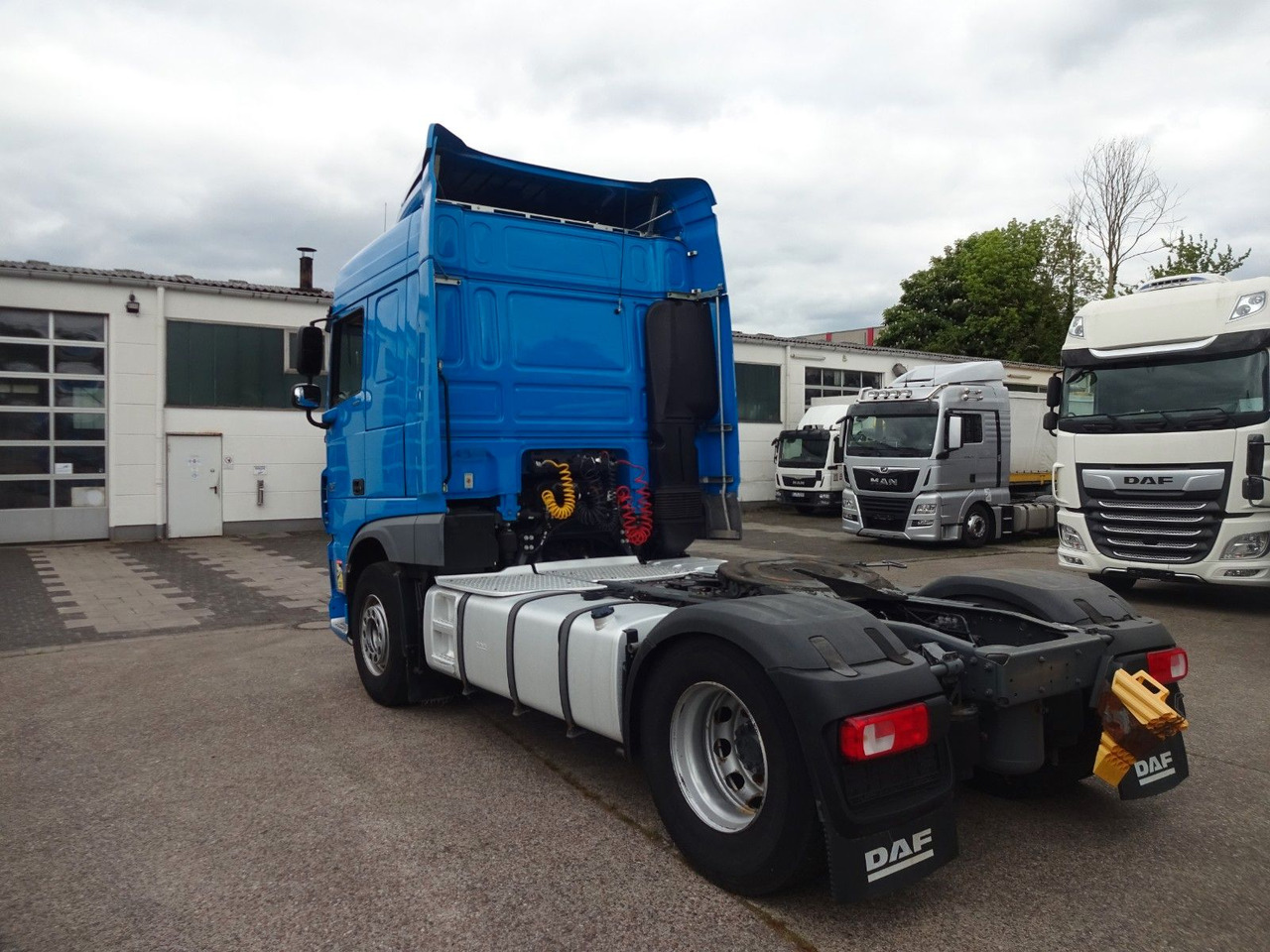 DAF XF 440, SC, Klima, 2 x Tank, Intarder, Standklim - Tegljač: slika 5 DAF XF 440, SC, Klima, 2 x Tank, Intarder, Standklim - Tegljač: slika 5
