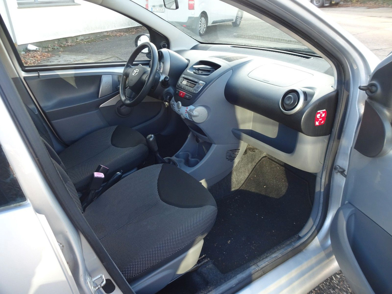 Limuzina Toyota Aygo Cool, Klima,: slika 16 Limuzina Toyota Aygo Cool, Klima,: slika 16