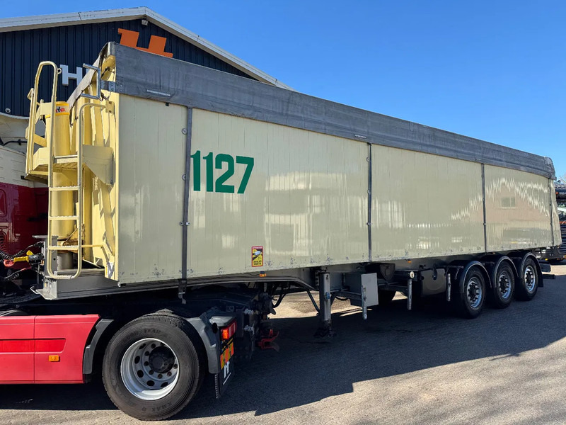 Benalu 62m3 Vol alu, 6.700KG, 24V self-support! - Poluprikolica istovarivača: slika 1 Benalu 62m3 Vol alu, 6.700KG, 24V self-support! - Poluprikolica istovarivača: slika 1