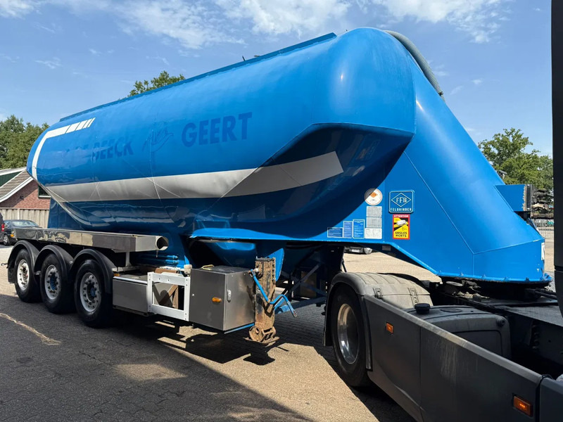 Feldbinder 34m3 Veevoeder Vogelsang-pomp, Coating binnenzijde - Poluprikolica cisterna: slika 2 Feldbinder 34m3 Veevoeder Vogelsang-pomp, Coating binnenzijde - Poluprikolica cisterna: slika 2